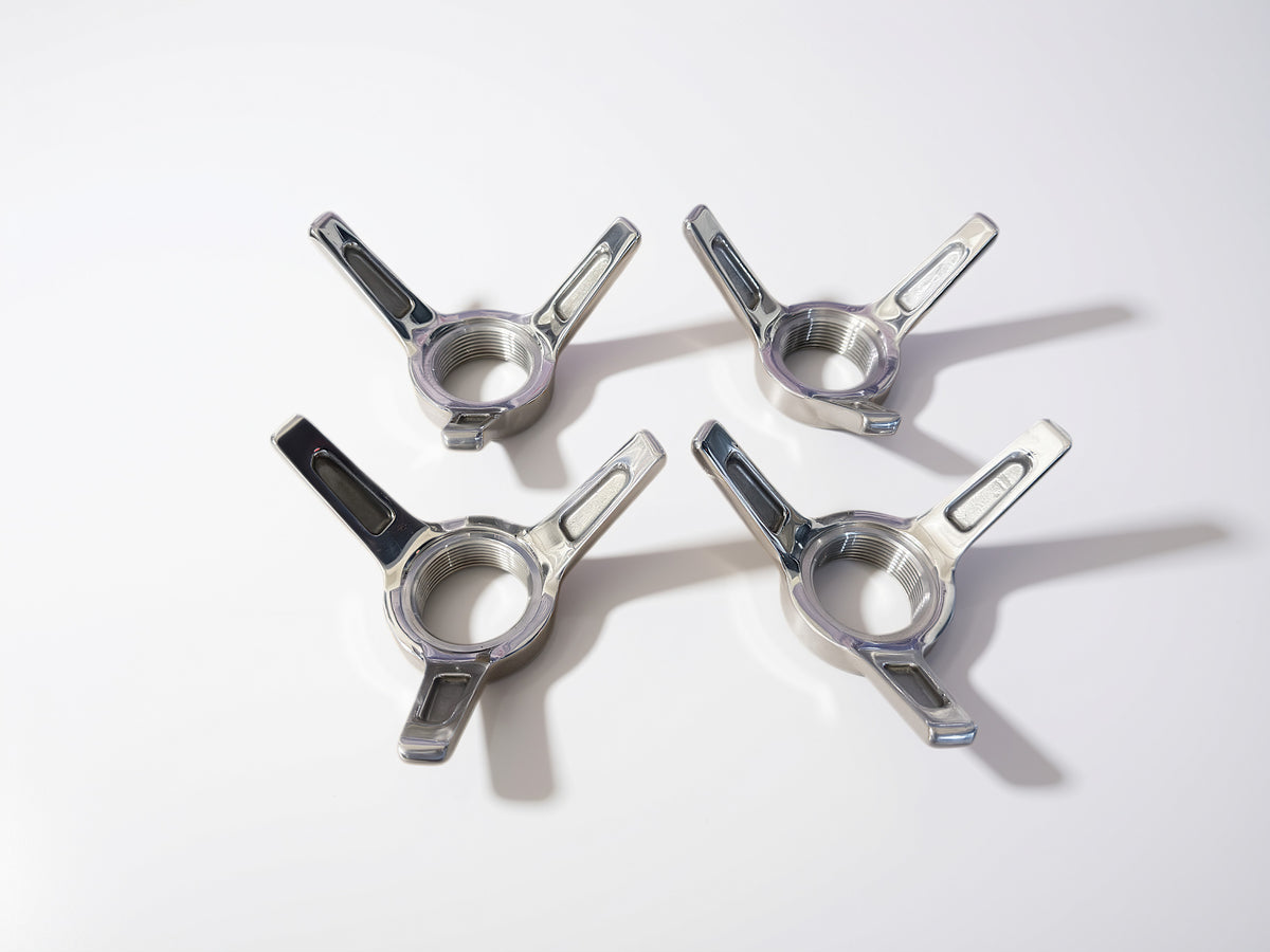 Retno Polished Aluminum Wheel Knock-Off Spinners – Set of 4 | Lola, GT40 & Grand Sport - retnoco
