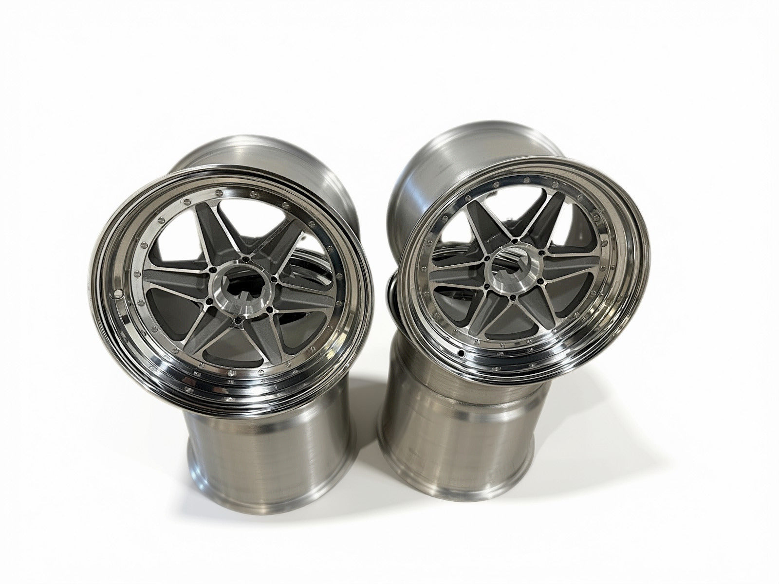 Retno Lola T70 MK3B Reproduction 3-Piece Knock-Off Wheel Set - retnoco
